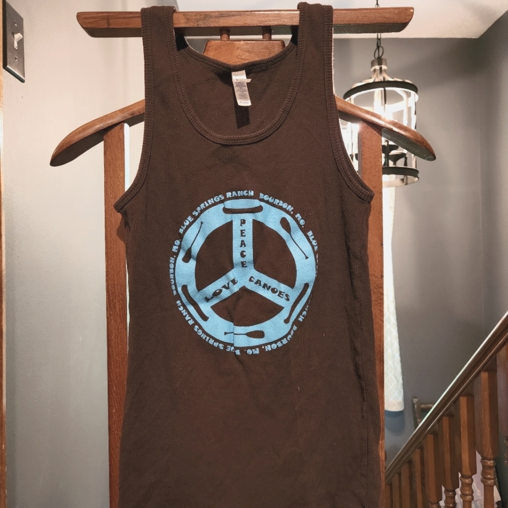 Canoe tank top Peace sign ☮️